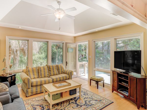 Hilton Head Home 1009176