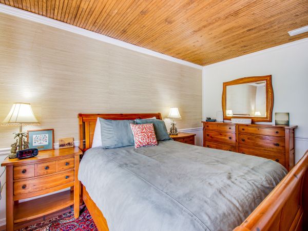 Sarasota Vacation Pool Home Two Bedrooms Sleeps 4 Guests