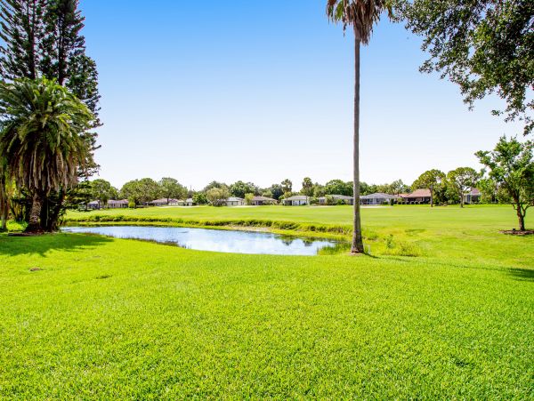 Sarasota Vacation Pool Home Two Bedrooms Sleeps 4 Guests