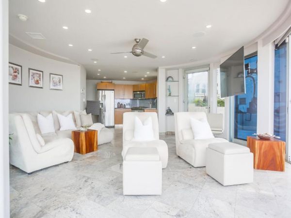 On Beach San Diego Vacation Condo Two Bedrooms Ocean Views