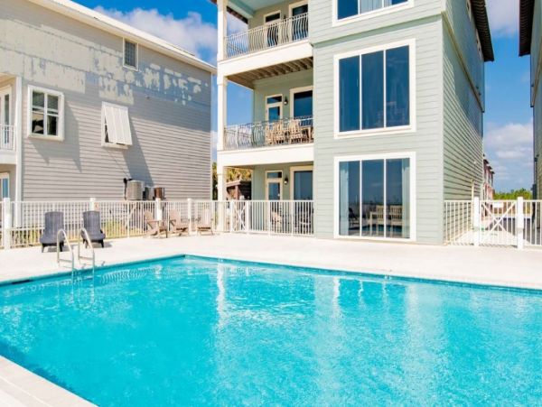 Beach Front Orange Beach 7 Bedroom Vacation Home Sleeps 28