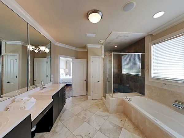 Beach Front Orange Beach 7 Bedroom Vacation Home Sleeps 28