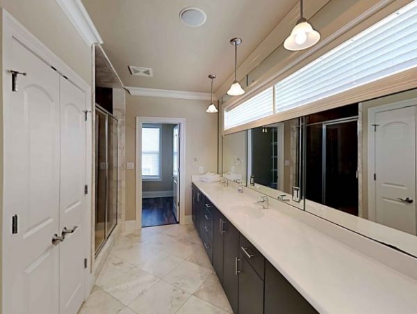 Beach Front Orange Beach 7 Bedroom Vacation Home Sleeps 28