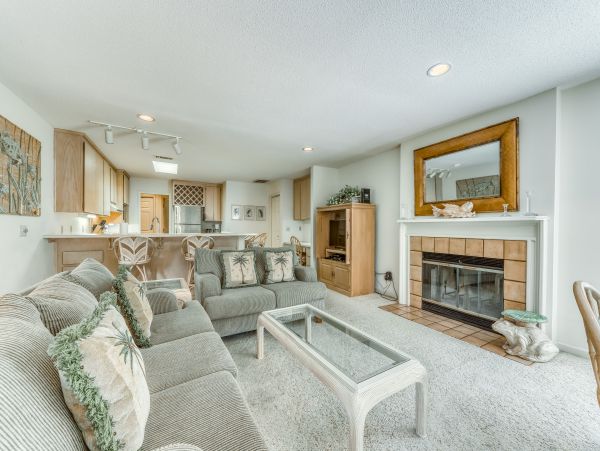 Hilton Head Home 1009200