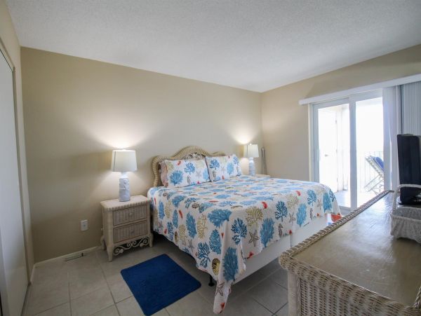Longboat Key Beachfront Condo