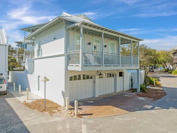 Inlet Beach Vacation Pool Home Six Bedroom + Guest House