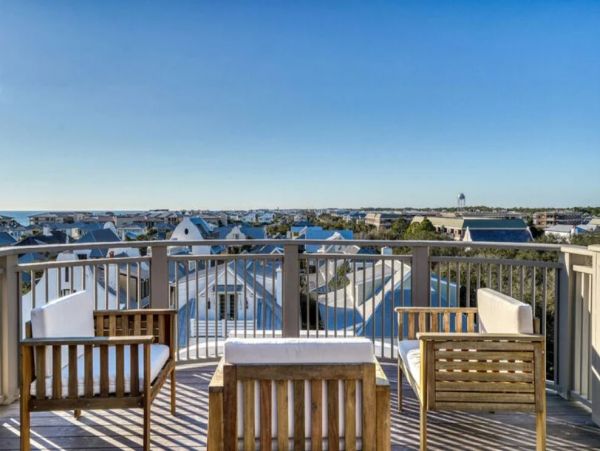 Magnificent Residence in Rosemary Beach Sleeps 20 Guests