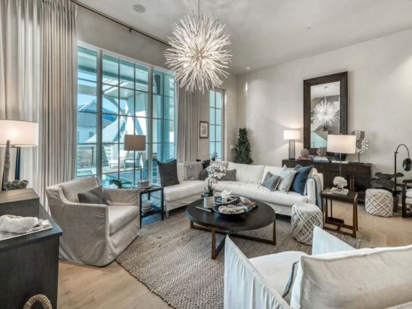 Magnificent Residence in Rosemary Beach Sleeps 20 Guests