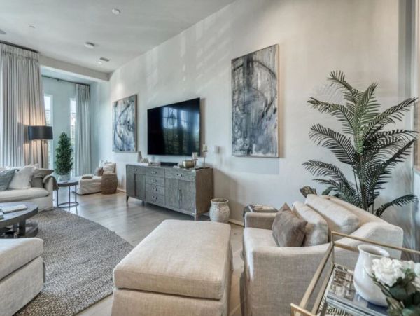 Magnificent Residence in Rosemary Beach Sleeps 20 Guests