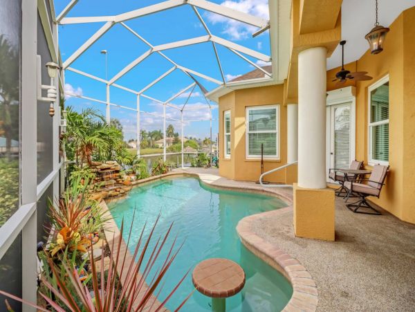 Water Views Cape Coral Vacation Pool Home Three Bedrooms