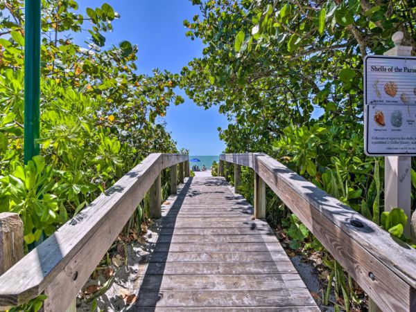 Naples Walk to Beach Vacation Condo Two Bedrooms With Pool
