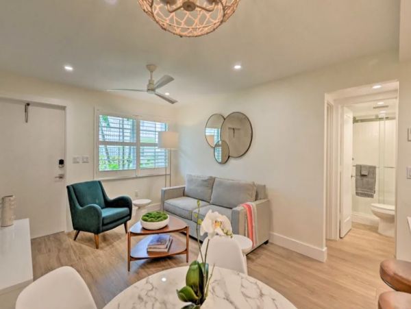 Naples Walk to Beach Vacation Condo Two Bedrooms With Pool