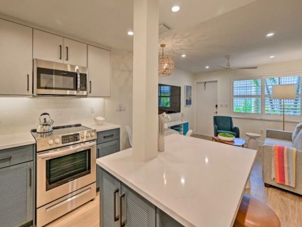 Naples Walk to Beach Vacation Condo Two Bedrooms With Pool