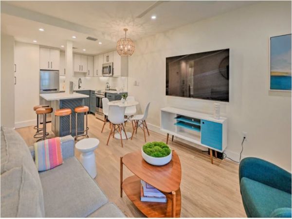 Naples Walk to Beach Vacation Condo Two Bedrooms With Pool