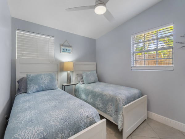 Charming Naples Home with 3-Bedrooms and Pool