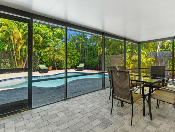 Charming Naples Home with 3-Bedrooms and Pool
