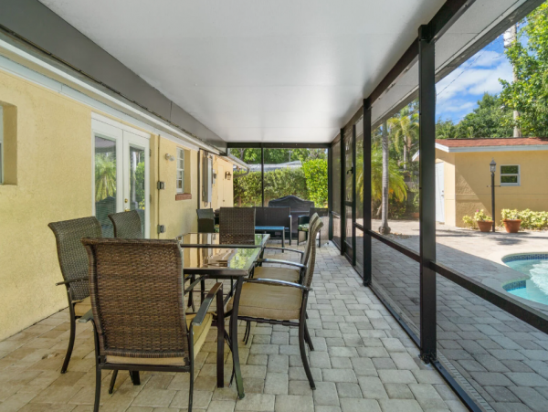 Charming Naples Home with 3-Bedrooms and Pool