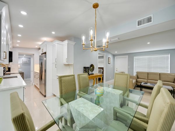 Naples Vacation Pool Home Four Bedrooms Sleeps 8 Guests