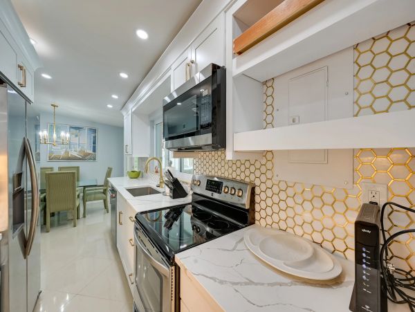 Naples Vacation Pool Home Four Bedrooms Sleeps 8 Guests
