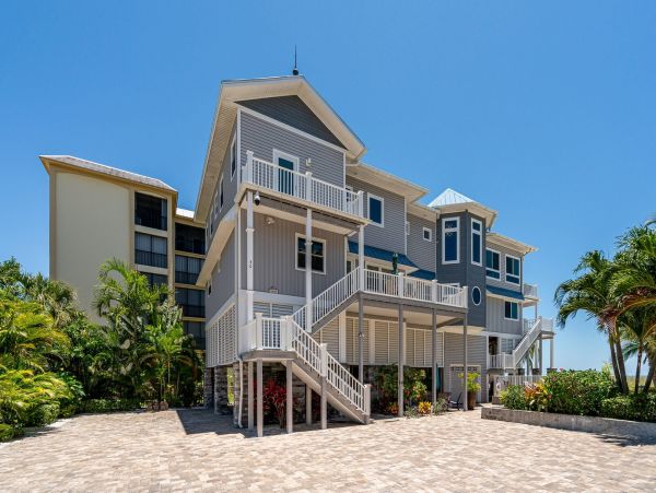Fort Myers Beach Oceanfront Vacation Home Sleeps 19 Guests