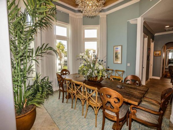 Fort Myers Beach Oceanfront Vacation Home Sleeps 19 Guests