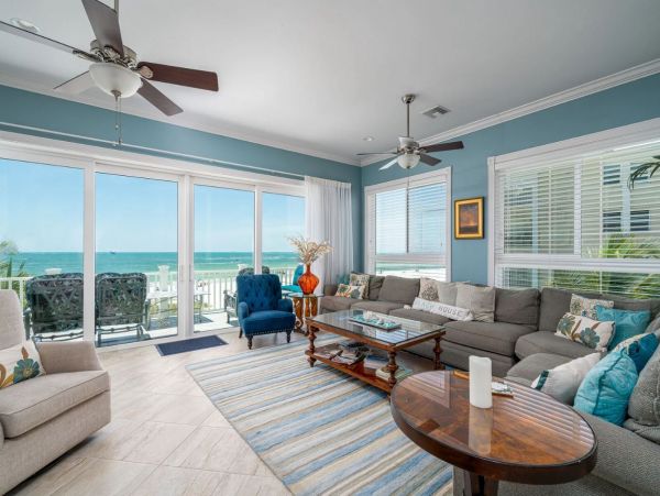 Fort Myers Beach Oceanfront Vacation Home Sleeps 19 Guests