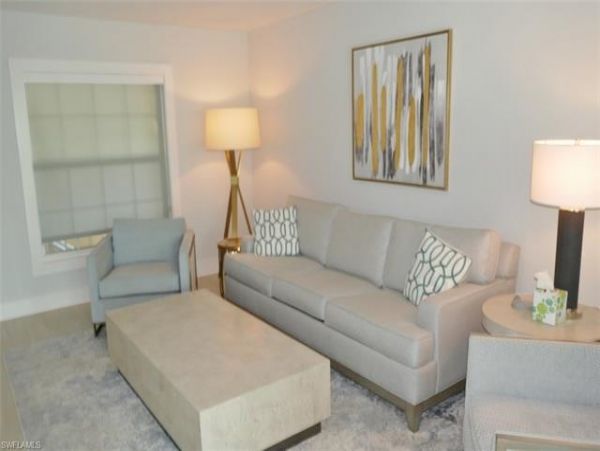 Walk to Beach Naples Vacation Condo 2 Bedrooms Communal Pool