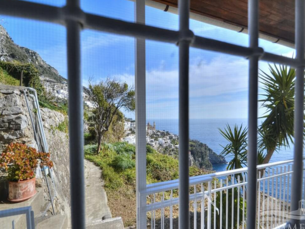 Praiano Italy Three Bedroom Apartment Sea View Sleeps 7
