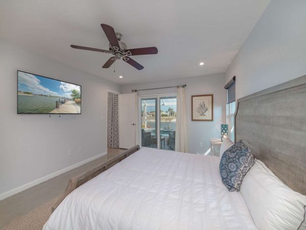 Marco Island Vacation Home Three Bedroom Pool Home Sleeps 7