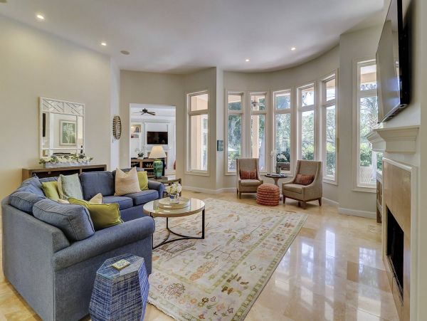 Hilton Head 6 Bedroom Home with Pool & Spa Walk To Beach