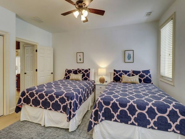 Hilton Head 6 Bedroom Home with Pool & Spa Walk To Beach