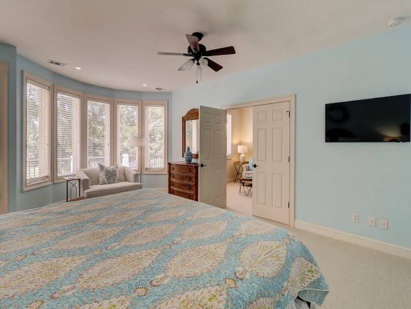 Hilton Head 6 Bedroom Home with Pool & Spa Walk To Beach