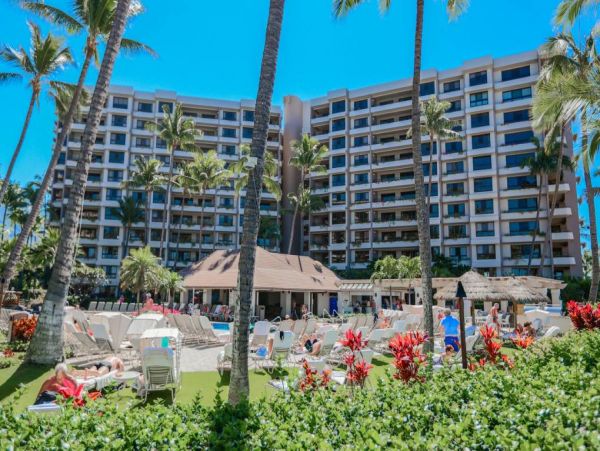 Ocean Views Kaanapali Vacation Condo Four Bedrooms