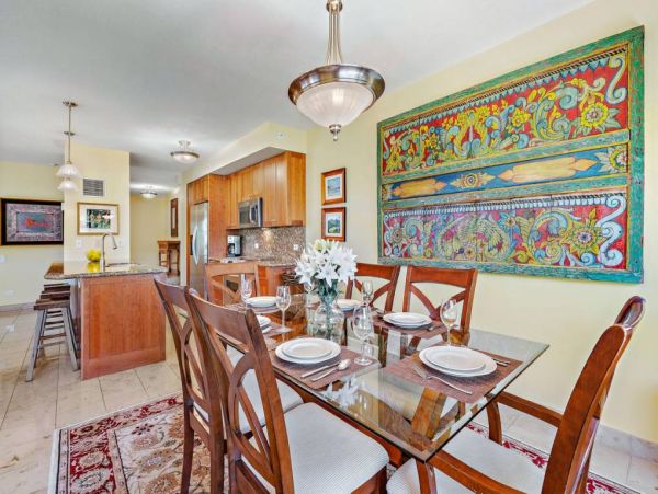 Ocean Views Kaanapali Vacation Condo Four Bedrooms