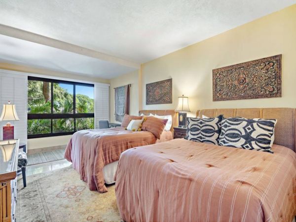 Ocean Views Kaanapali Vacation Condo Four Bedrooms