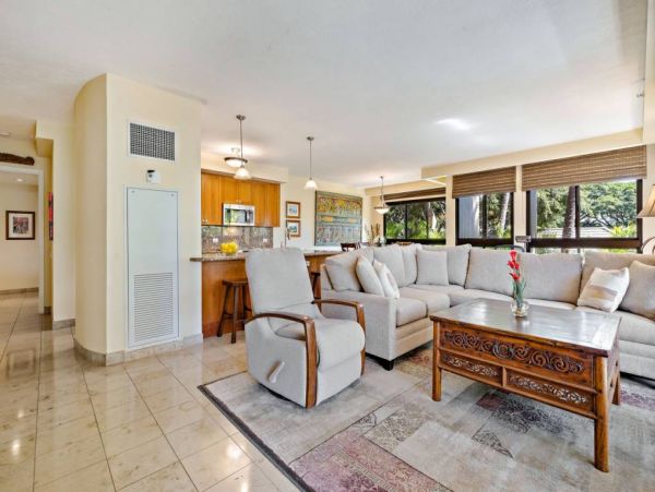 Ocean Views Kaanapali Vacation Condo Four Bedrooms
