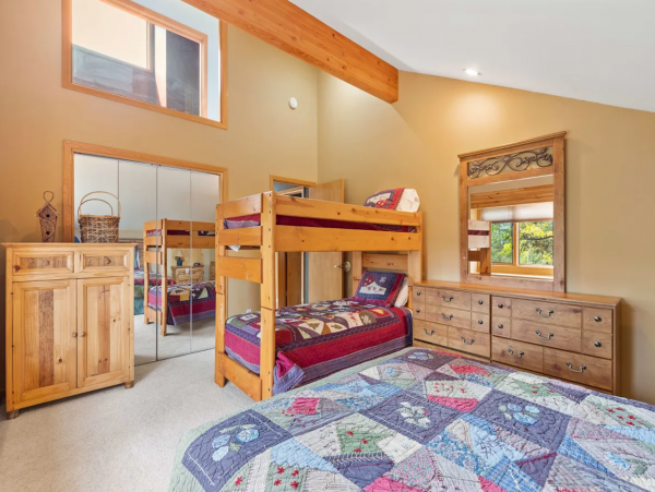 Breckenridge Five Bedroom Ski Home for Rent