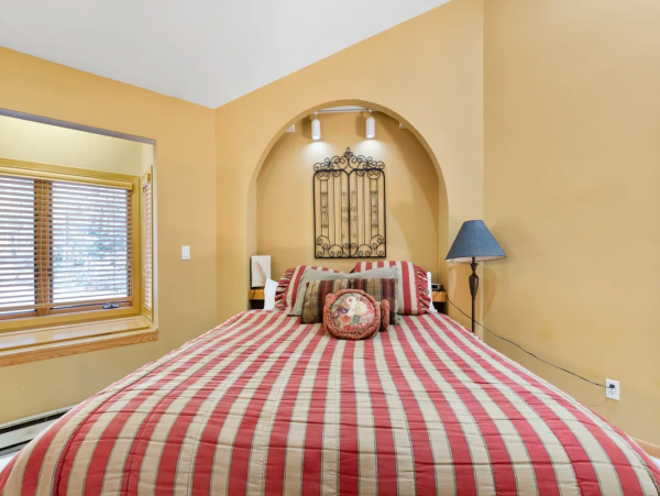 Breckenridge Five Bedroom Ski Home for Rent