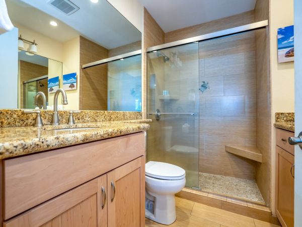 Three Bedroom Oceanfront Vacation Condo in Maui