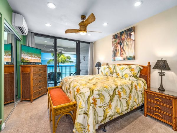 Three Bedroom Oceanfront Vacation Condo in Maui