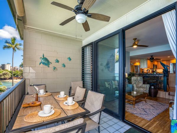 Three Bedroom Oceanfront Vacation Condo in Maui