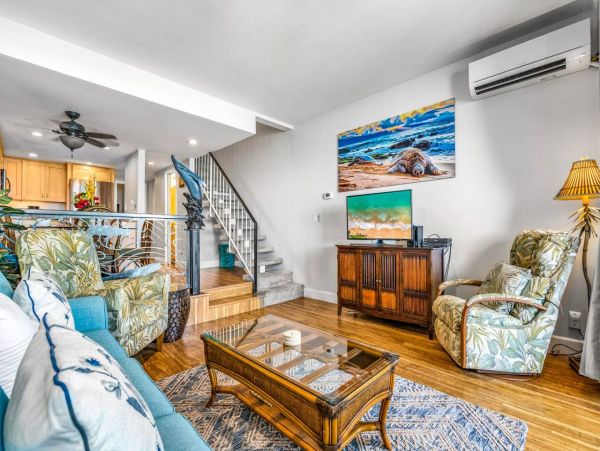 Three Bedroom Oceanfront Vacation Condo in Maui