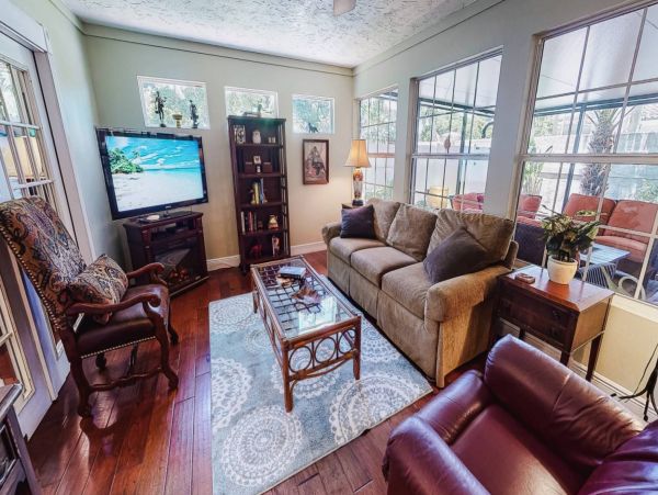 Osprey Lovely Vacation Home Sleeps 8 Guests Private Pool