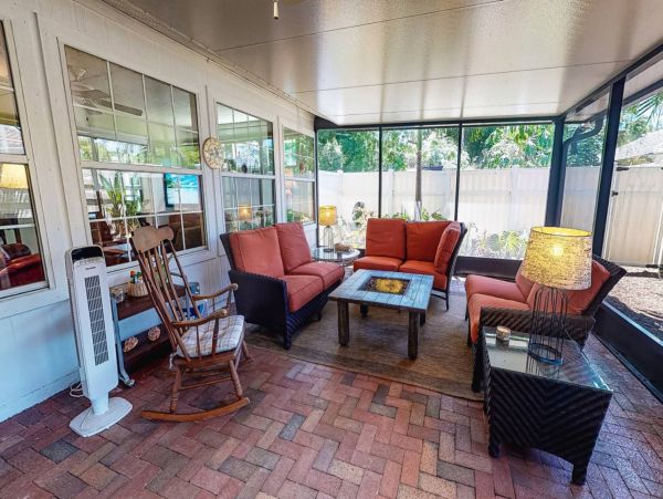 Osprey Lovely Vacation Home Sleeps 8 Guests Private Pool