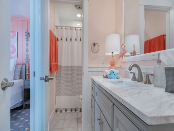 Hilton Head Luxury Vacation 2 Bedroom Home Sleeps 4 Guests