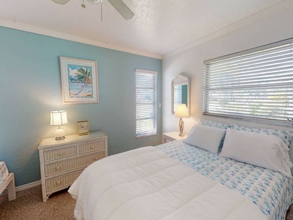 Sarasota Three Bedroom Rental Home with Private Caged Pool