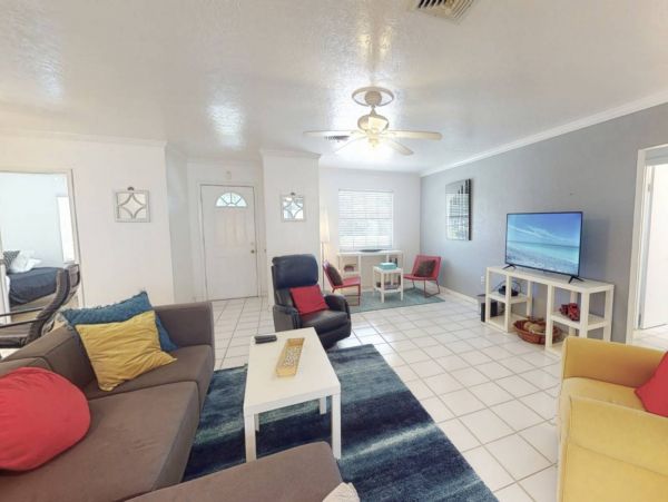 Sarasota Three Bedroom Rental Home with Private Caged Pool