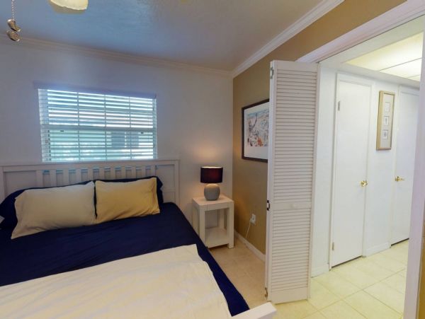 Sarasota Three Bedroom Rental Home with Private Caged Pool