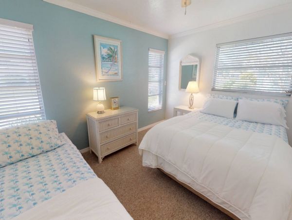 Sarasota Three Bedroom Rental Home with Private Caged Pool