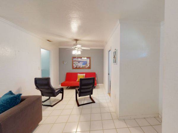 Sarasota Three Bedroom Rental Home with Private Caged Pool